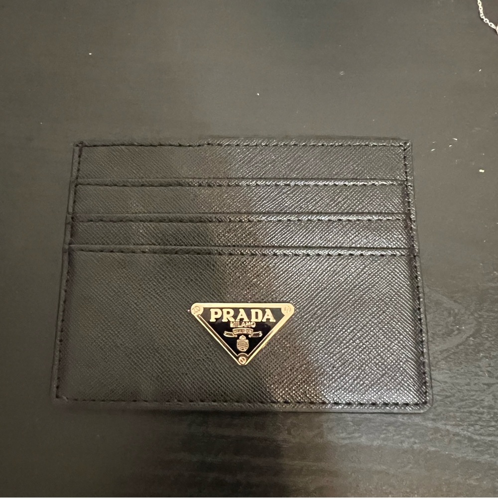 Luxury leather card holder